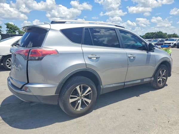 2018 TOYOTA RAV4 Adventure/XLE