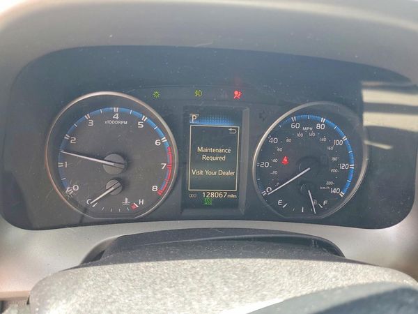 2018 TOYOTA RAV4 Adventure/XLE