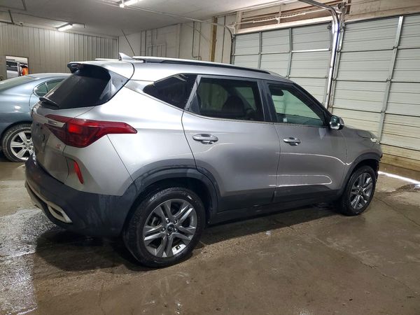2021 KIA SELTOS S