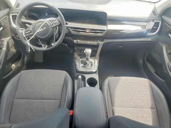 2025 KIA SELTOS S, X-Line