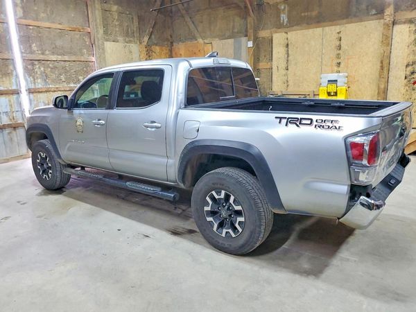 2022 TOYOTA TACOMA SR5
