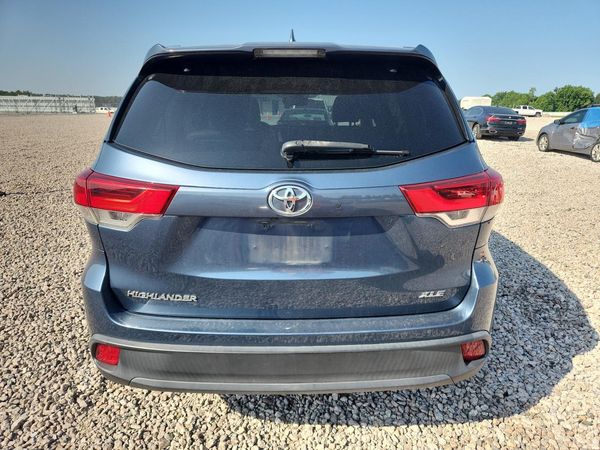 2017 TOYOTA HIGHLANDER SE/XLE