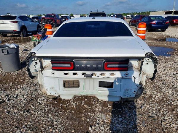 2015 DODGE CHALLENGER SXT