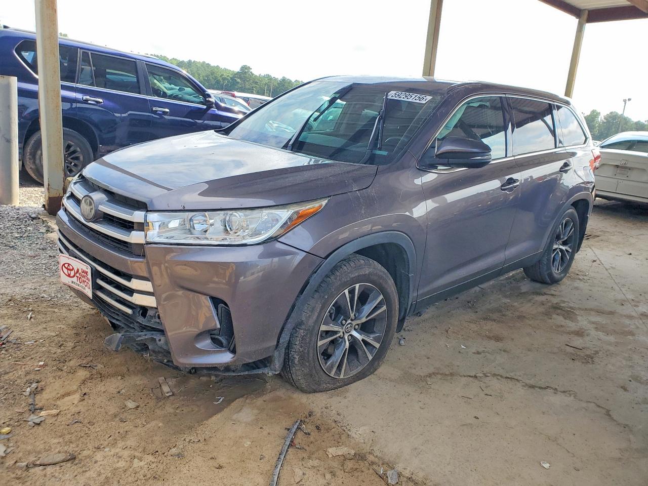 2019 TOYOTA HIGHLANDER LE/LE Plus