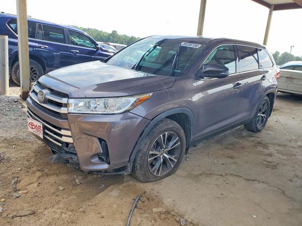 2019 TOYOTA HIGHLANDER LE/LE Plus