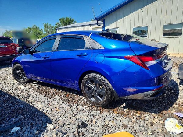 2022 HYUNDAI ELANTRA SEL