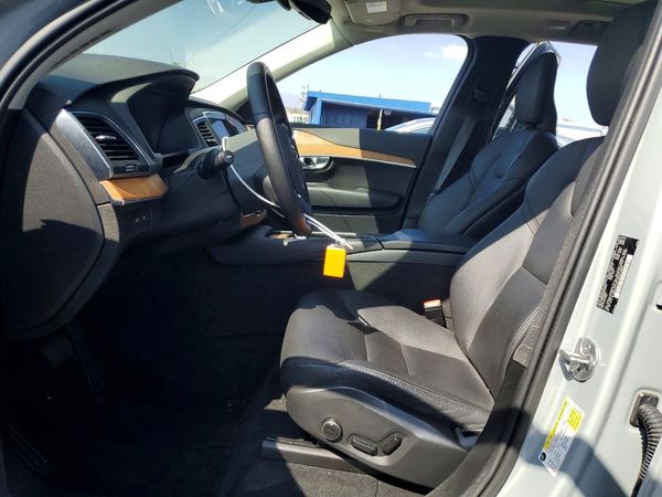 2024 VOLVO XC90