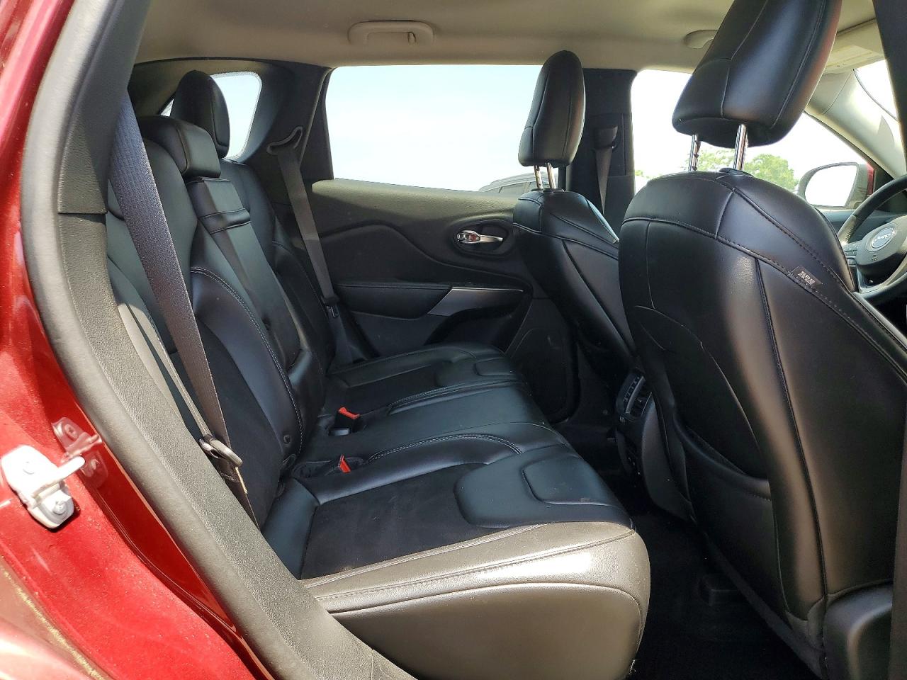 2019 JEEP CHEROKEE LATITUDE PLUS 4X4