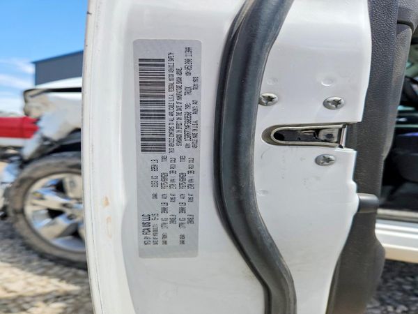 2015 RAM 1500 SLT