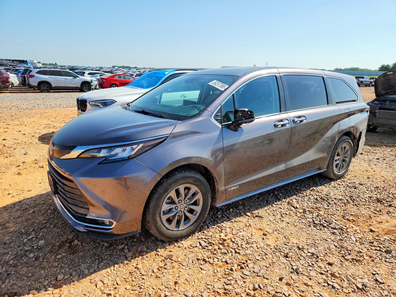 2021 TOYOTA SIENNA
