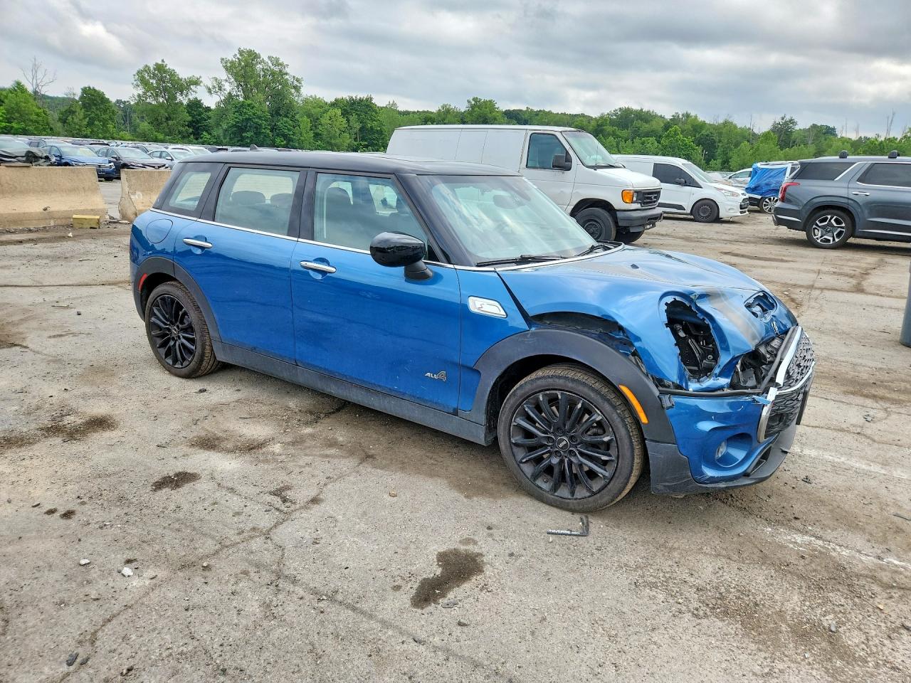 2022 MINI COOPER