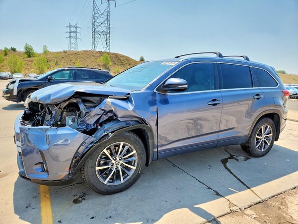 2018 TOYOTA HIGHLANDER