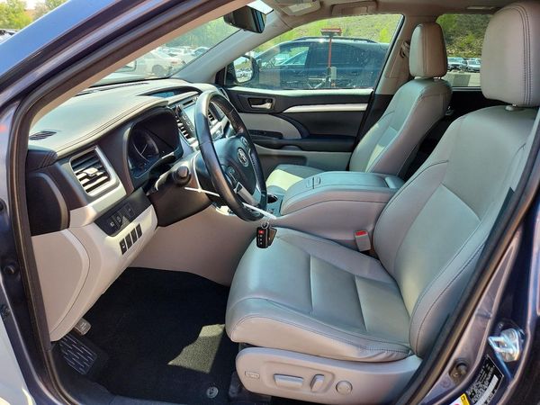 2018 TOYOTA HIGHLANDER SE/XLE