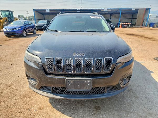 2019 JEEP CHEROKEE LATITUDE 4X4