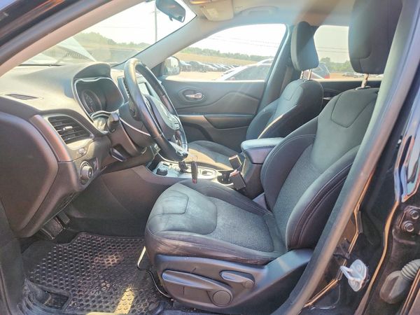 2019 JEEP CHEROKEE LATITUDE 4X4