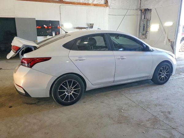2019 HYUNDAI ACCENT SE and SEL