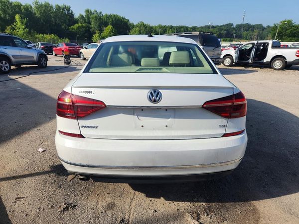 2017 VOLKSWAGEN PASSAT