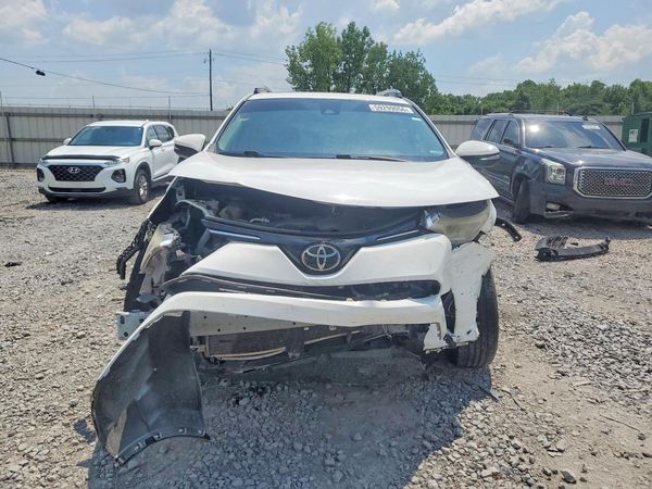 2018 TOYOTA RAV4 Adventure/XLE