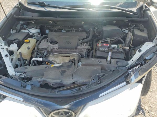 2018 TOYOTA RAV4 Adventure/XLE