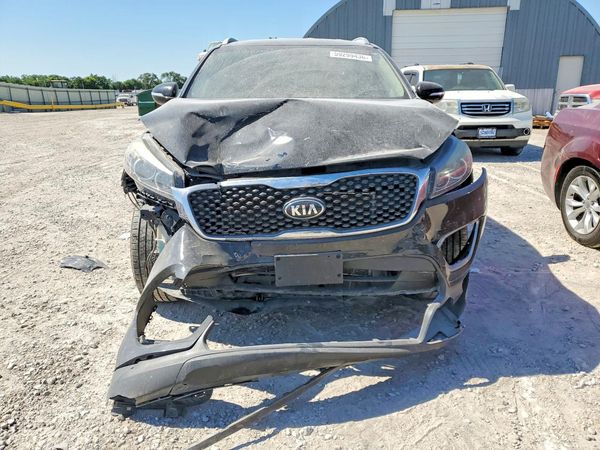 2017 KIA SORENTO L, LX