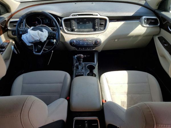 2017 KIA SORENTO L, LX