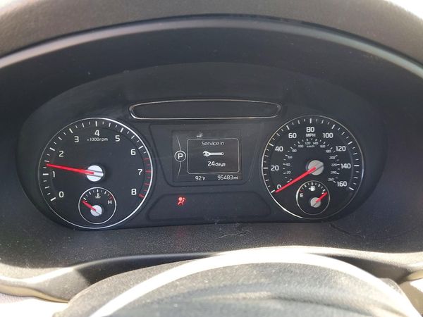 2017 KIA SORENTO L, LX