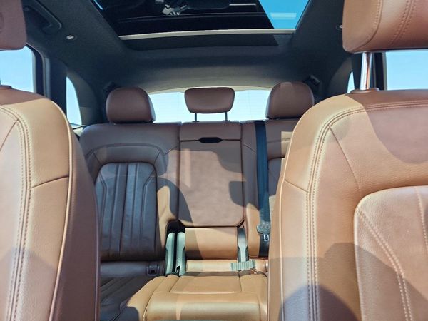 2018 AUDI Q5 quattro Premium Plus