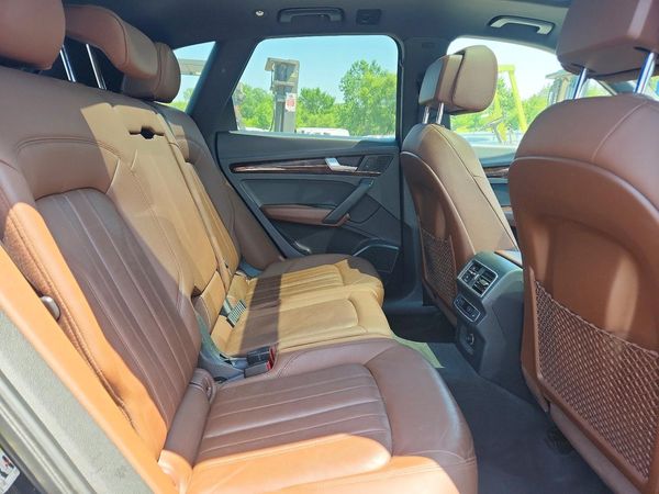 2018 AUDI Q5 quattro Premium Plus