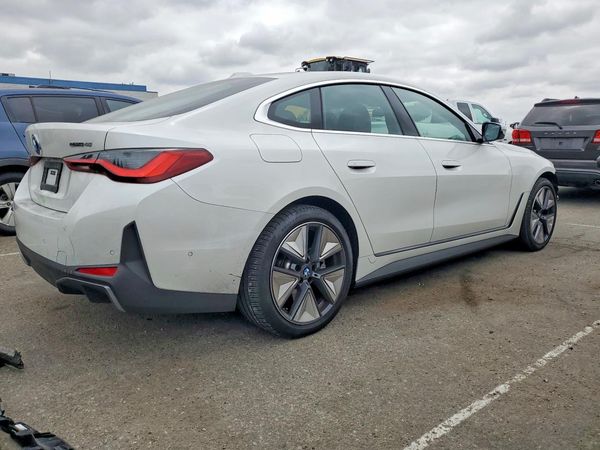 2025 BMW I4