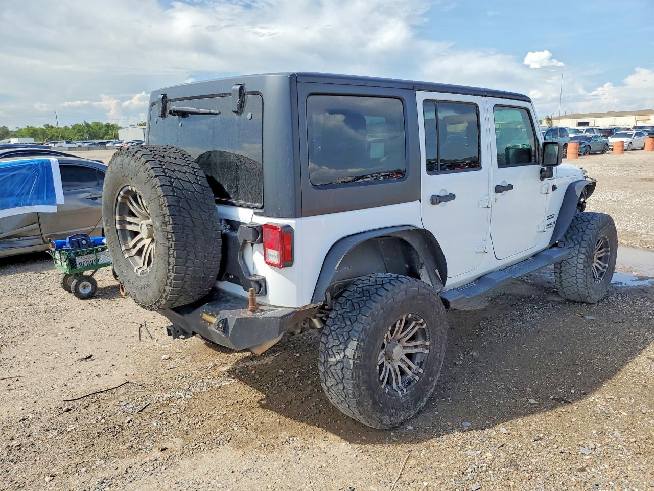 2017 JEEP WRANGLER UNLIMITED SPORT 4X4