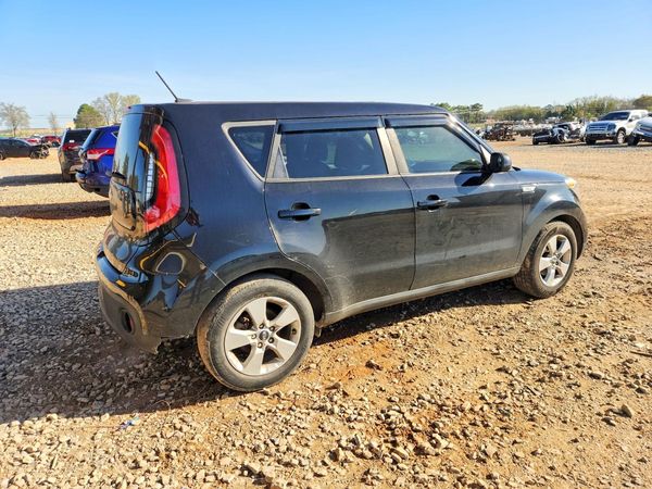 2017 KIA SOUL