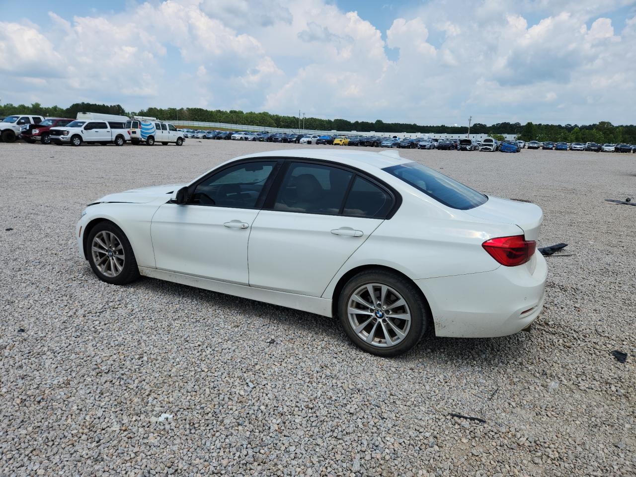 2018 BMW 320