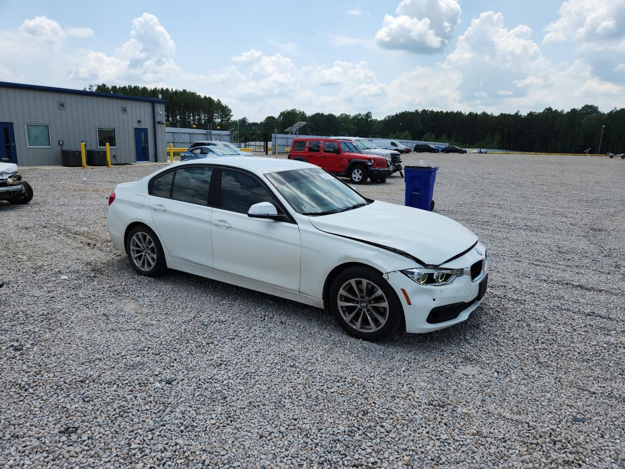 2018 BMW 320