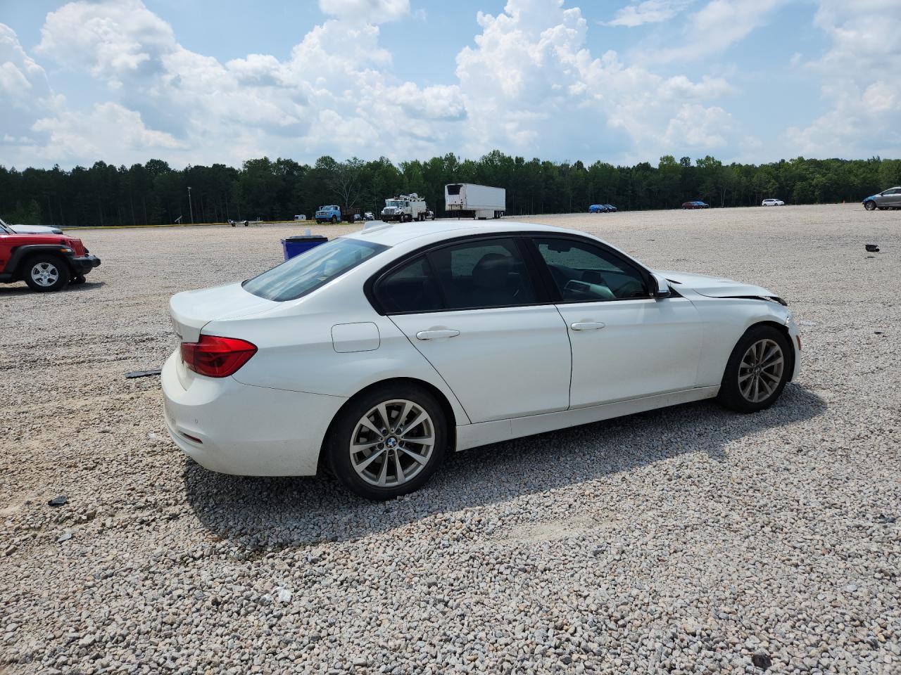 2018 BMW 320
