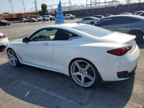 2017 INFINITI Q60