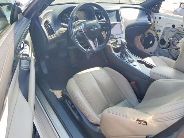2017 INFINITI Q60