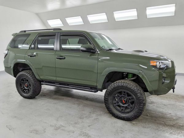 2022 TOYOTA 4RUNNER TRD Offroad Prem — Passenger 3/4