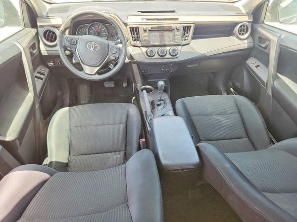 2015 TOYOTA RAV4 LE (X Grade)