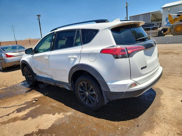 2018 TOYOTA RAV4 Adventure/XLE