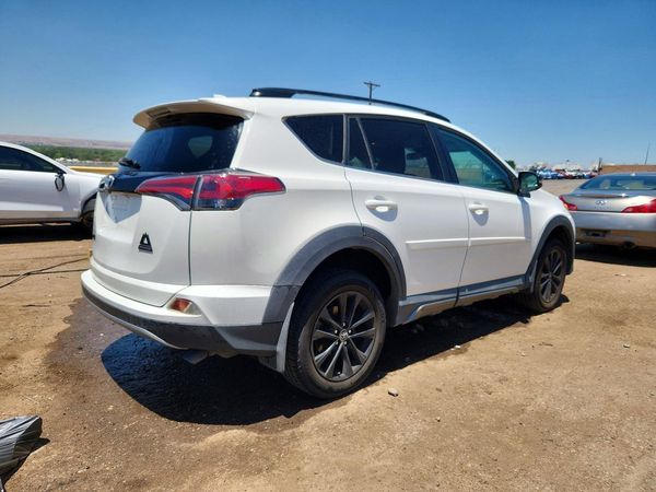 2018 TOYOTA RAV4 Adventure/XLE