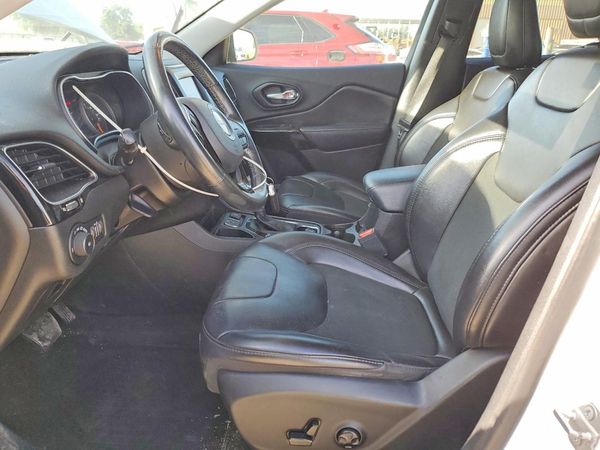 2019 JEEP CHEROKEE LATITUDE PLUS FWD