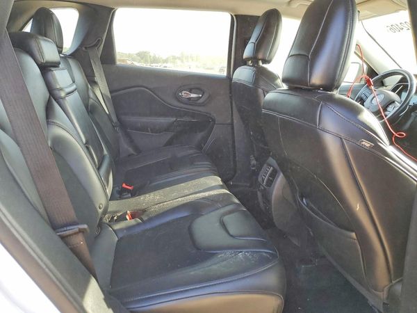 2019 JEEP CHEROKEE LATITUDE PLUS FWD