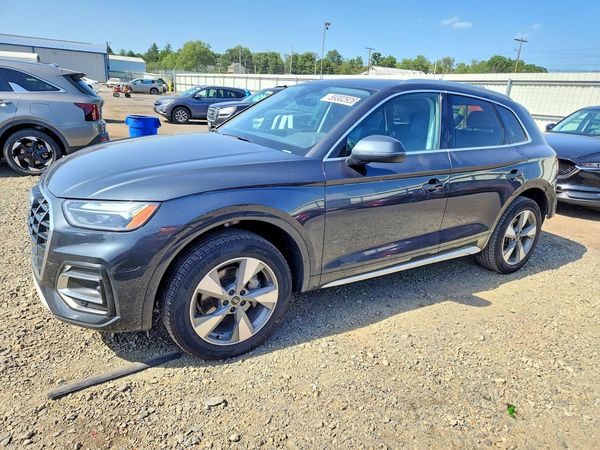2024 AUDI Q5 quattro Premium