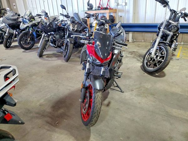 2025 KAWASAKI ER500