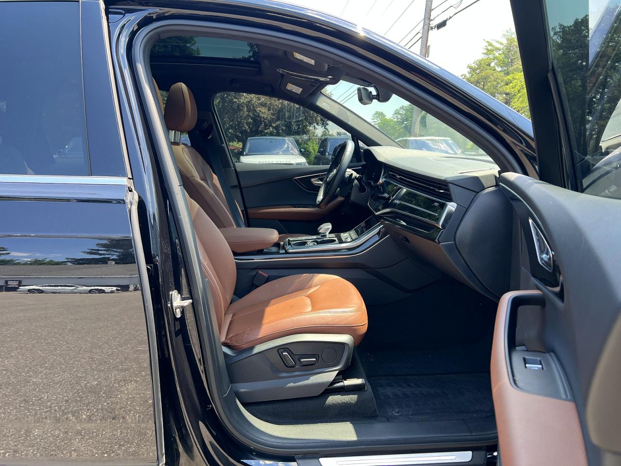 2021 AUDI Q7 quattro Premium Plus