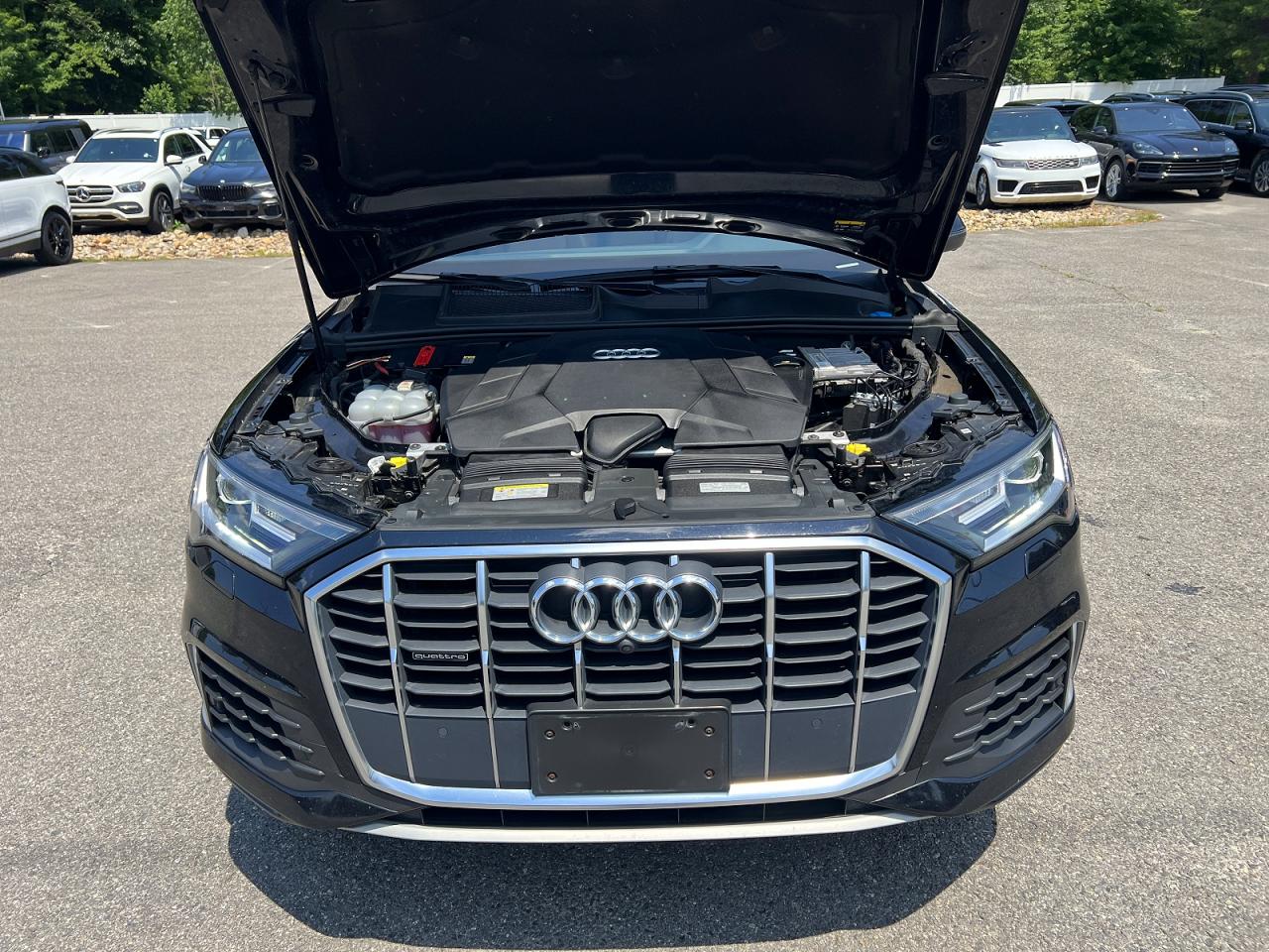 2021 AUDI Q7 quattro Premium Plus
