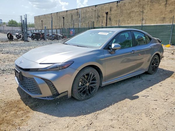 2025 TOYOTA CAMRY