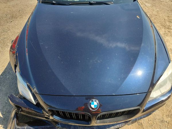 2015 BMW 6 SERIES xDrive — Engine bay