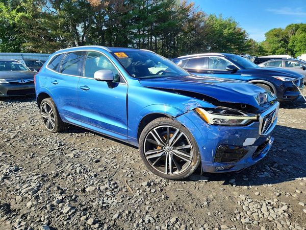 2019 VOLVO XC60 R-Design