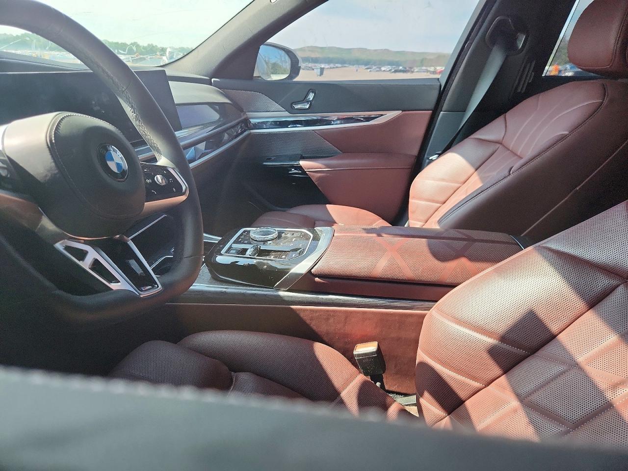 2024 BMW 760 xDrive